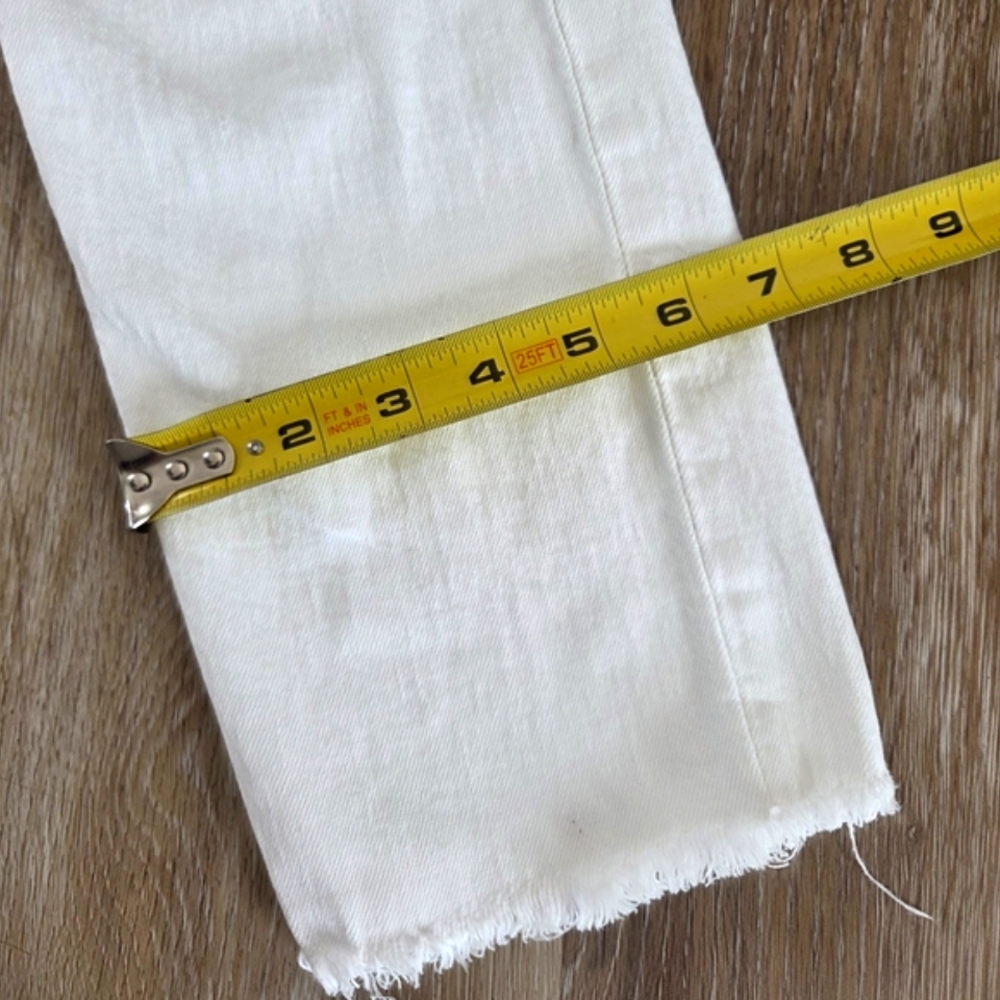 Levi's Premium Women's Wedgie Straight Leg Button Fly Denim Jean's White Frayed - Picture 9 of 16